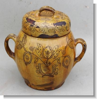 EWENNY POT & COVER, c,1800.